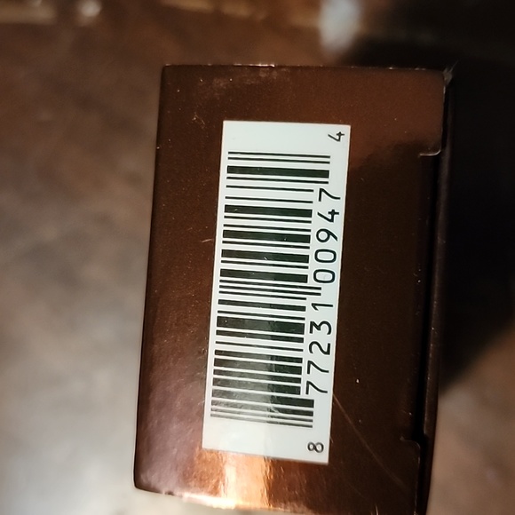 Hourglass SCATTERED LIGHT™ GLITTER EYESHADOW-Burnish (Deep Bronze) - Picture 4 of 4